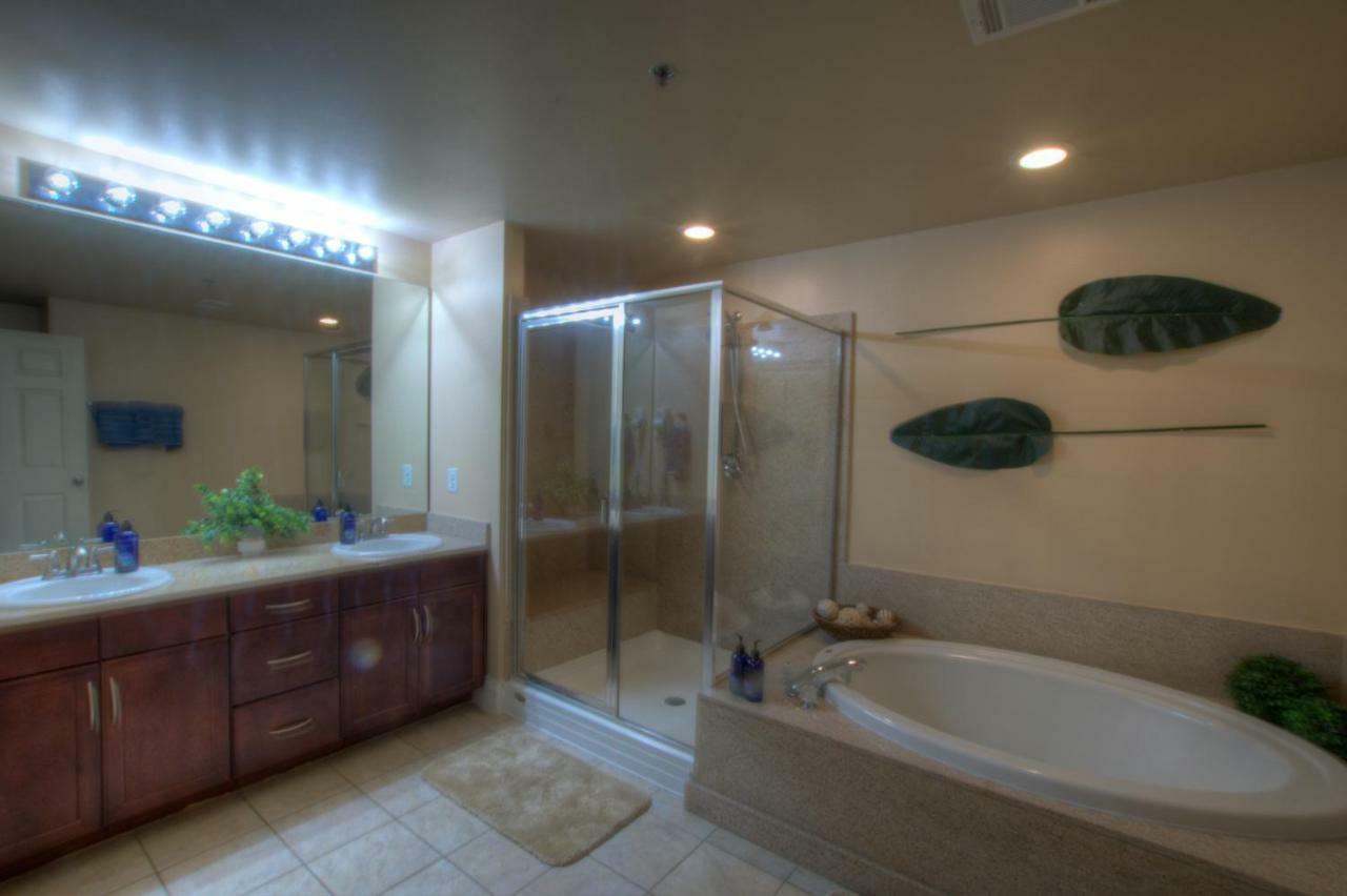 Laketown Wharf 733 By Zia Vr Holiday home